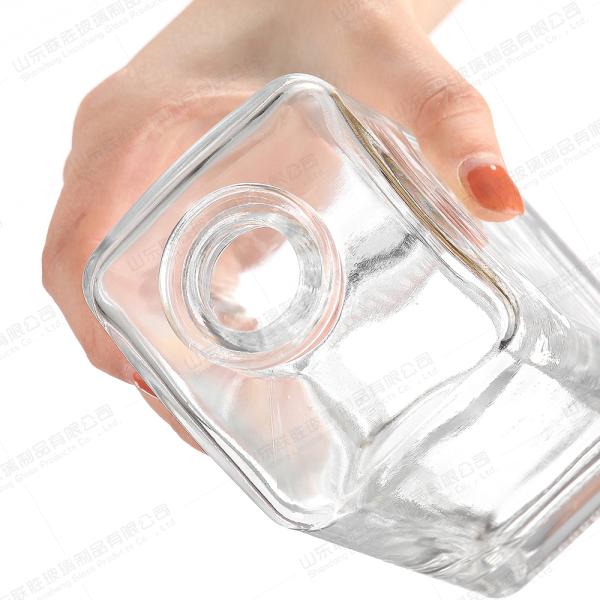 Материал корпуса Стеклянная прозрачная бутылка для ликера текилы 500 мл 1000 мл Уникальная резковая плоская