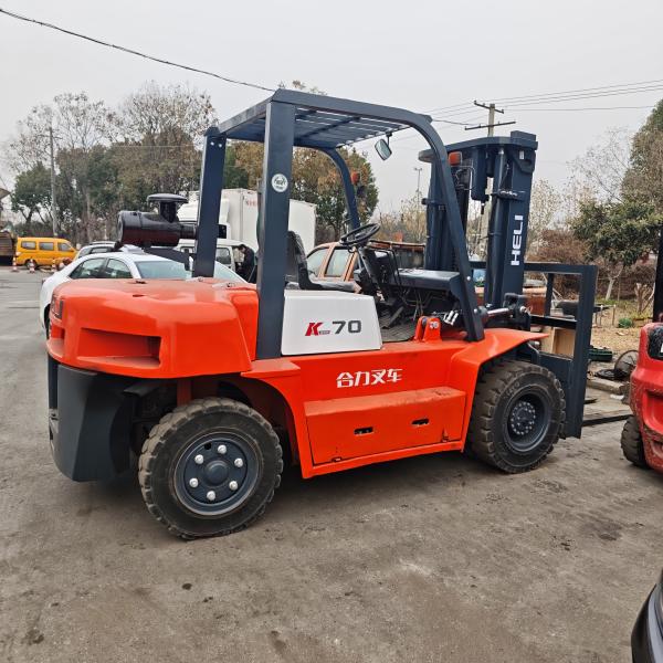 HELI 7 Ton Heavy Duty Diesel Forklift Used 3m Lifting Height With 2 Stages Masts