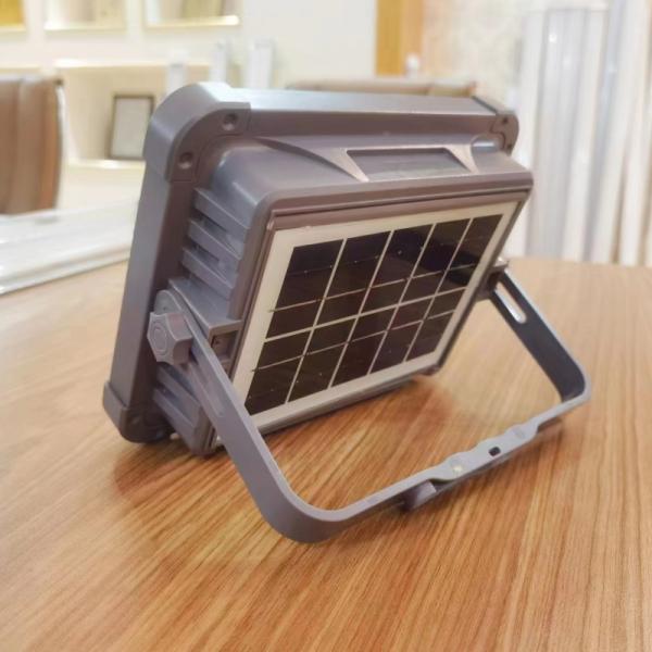 300w 500w All In One Solar Emergency Floodlight With Sos Signal Lighting For Family Back Up Power