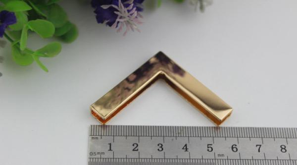 Accept OEM light gold 40 mm right-angle metal corner protector for wooden box decorative