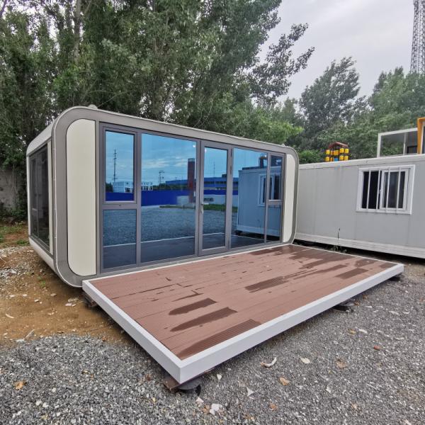 Manufacturer Mobile Apple Cabin Aluminum Green Prefab House On Wheels Pod Soundproof For Camping