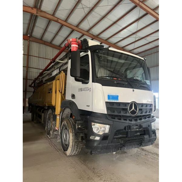 Used 2021 XCMG Schwing 62m Concrete Pump
