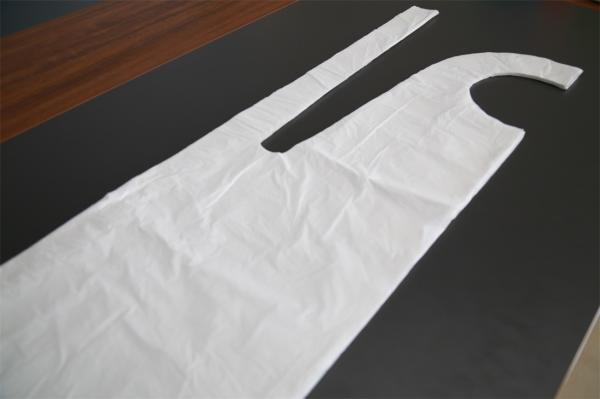 Polythene Disposable Plastic Aprons For Medical / Chef Aprons White Color