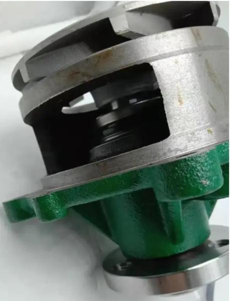 D6D / D6E Vol-vo Spare Parts EC210B 20726092 Excavator Water Pump