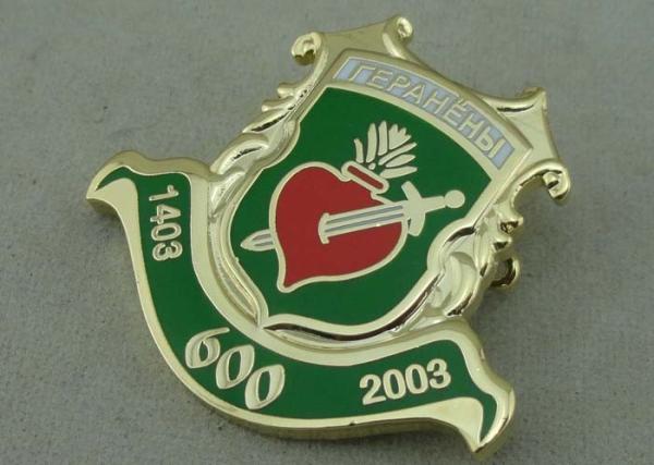 3D Stamped Gold Enamel Lapel Pin Badge With Synthetic Enamel 1.5 Inch
