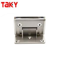 Finition en chrome pour porte de douche
