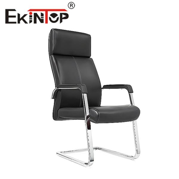 Cómoda silla ejecutiva giratoria de cuero para oficina