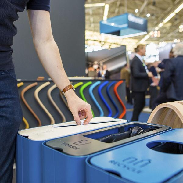 Свертывая тип мусорная корзина крышки отсека EN840 60L 3