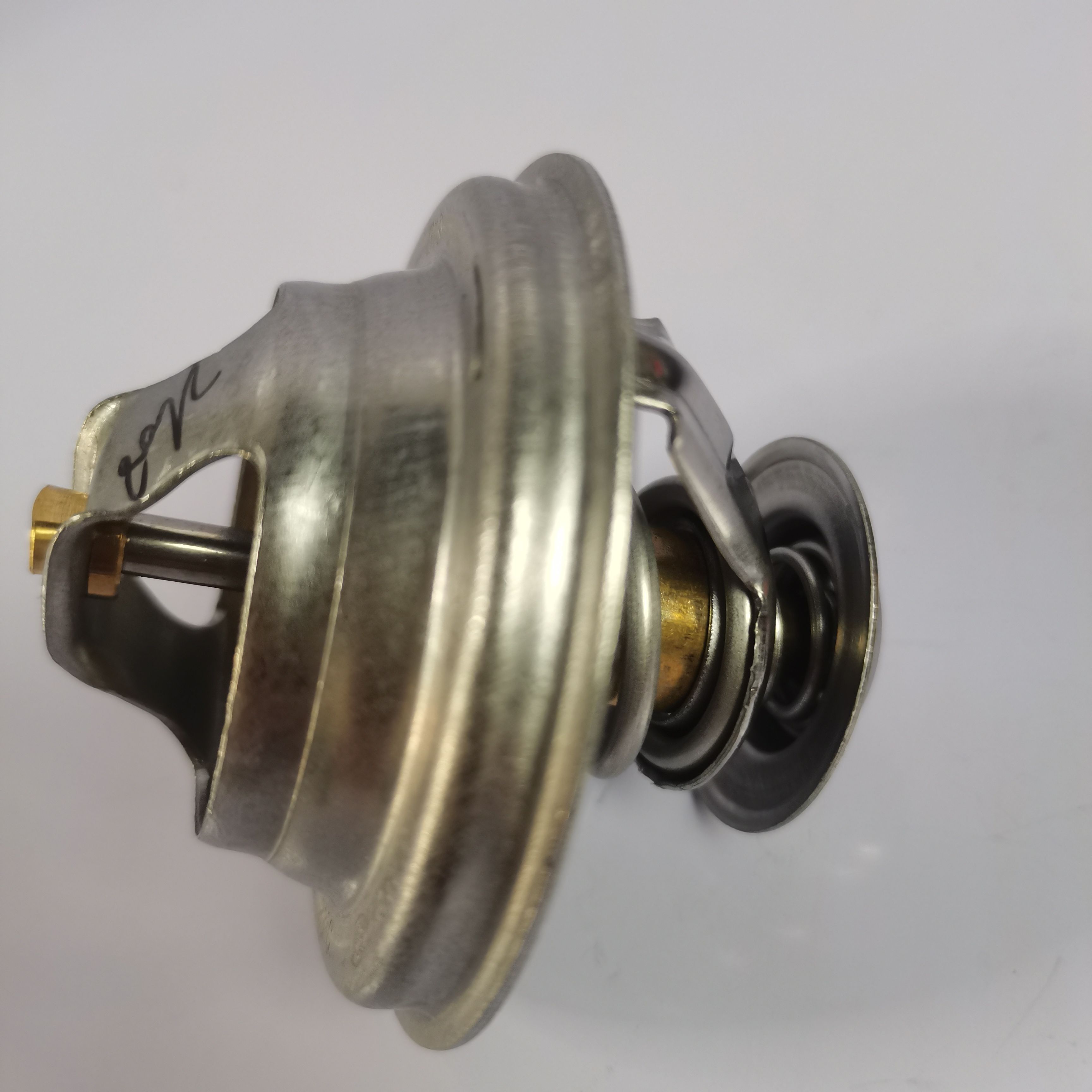 FAW Jiefang WP13 Truck Cooling System Parts Thermostat 1306010-81D