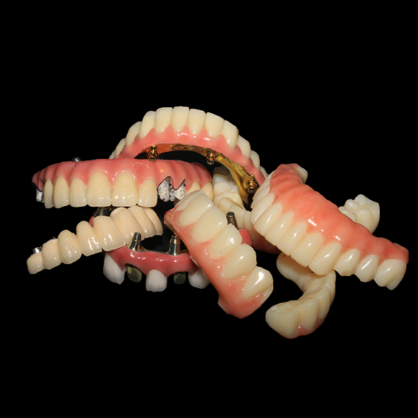 Dental PFM Crown And Bridge Customizable With CoCr Ceramic Materials