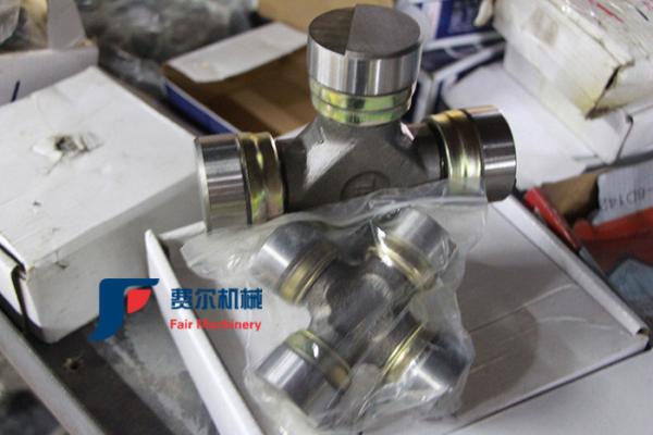 Shantui Loader Spare Parts Universal Joint Size Customized For Wheel Loader