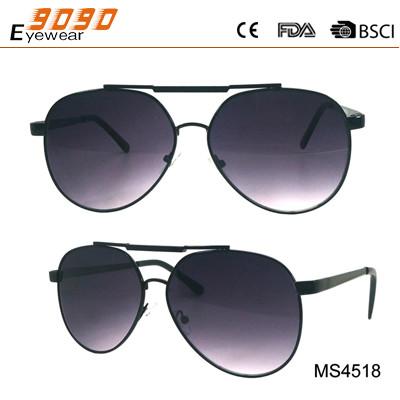 2017 new fashion sunglasses with metal frame,suitable for men and  women