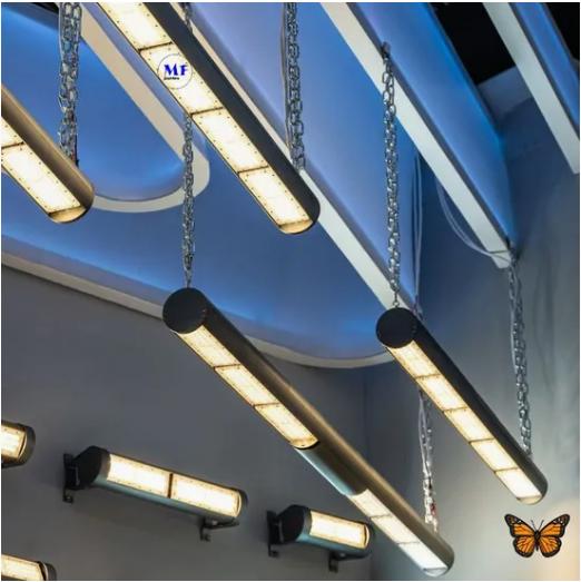 Lumière de jardin LED imperméable à l'eau 250W 300W IP66 Ik10 Atelier de vente au détail Parking Boutique Plafond suspendu Entrepôt d'entrepôt Highbay
