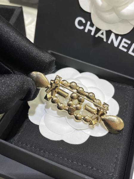 Beautiful Diamond Silver Brooch High End Brooch Sophisticated