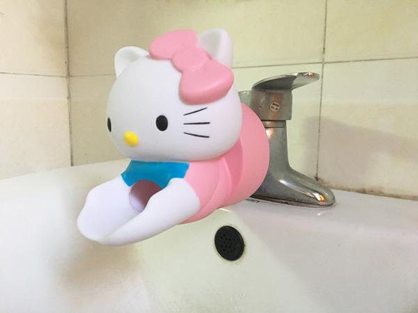 Hello Kitty PVC Toddler Sink Faucet Extender For Hand Washing