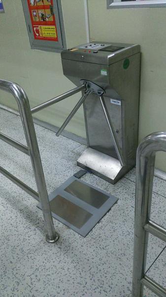 Indoor / Outdoor Pedestrian Barrier Gate , Office Bi Directional Turnstile