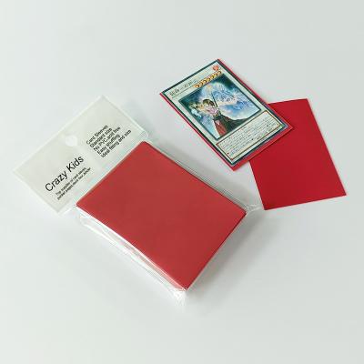 YGO vermelho pequeno cartão colorido mangas resseláveis ​​59 x 86 mm tamanho do cartão