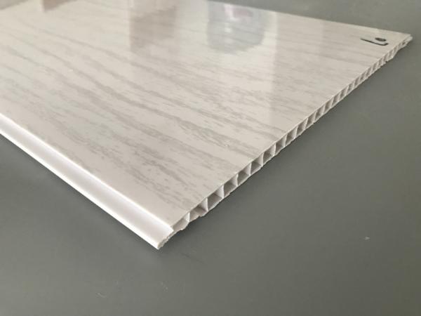 panneaux en bois plats de PVC du poids 2.5kg à haute brillance pour le plafond d'appartement