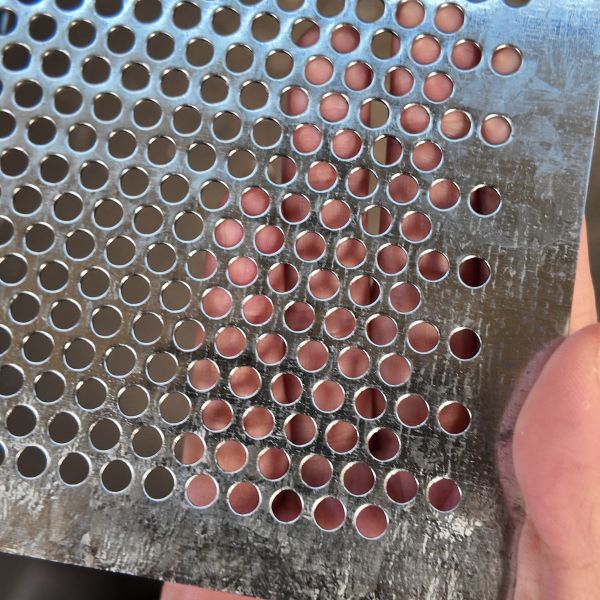Galvanized Perforated Mesh With 3mm Hole Diameter For Coal Yard Windbreak