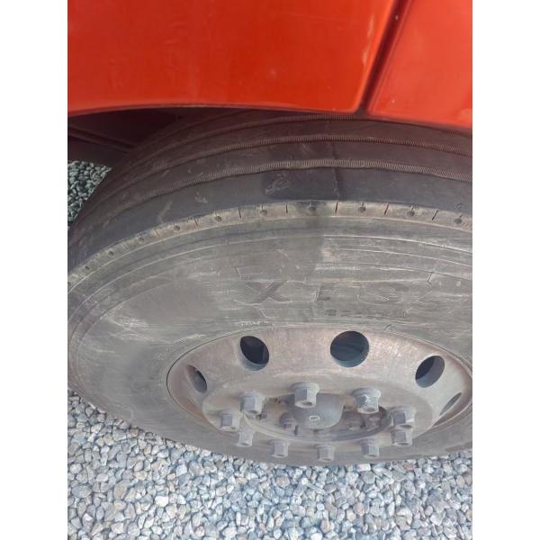 FAW JH6 Used Tractor Head Truck 6x4 430 Hp Natural Gas