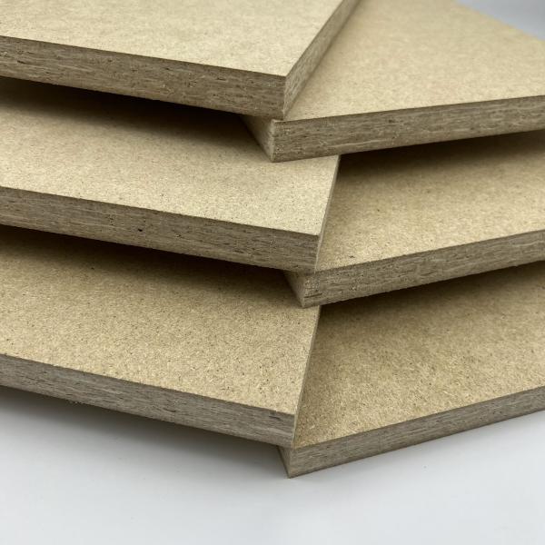 550-650kg/m3 OSB Oriented Strand Board Multipurpose Lightweight
