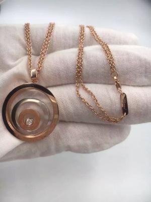 Da colar simples do ouro 18K das mulheres pendente feliz do espírito de Chopard com diamante