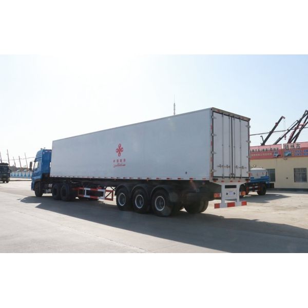 Heavy Duty 40t-50t Refrigerator Truck Trailer With Dongfeng Tractor Truck Head
