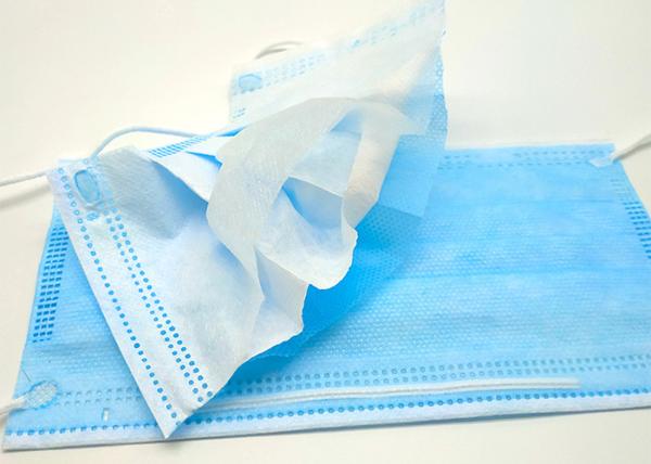 Antibacterial Medical Disposable Surgical Mask Earloop Common Size 9*18CM