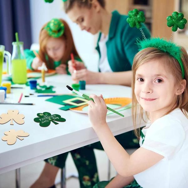Wooden Shamrock Ornaments Patrick's Day Decoration Unfinished Wood Discs for Home Farmhouse Crafts Hanging Spring Decorations