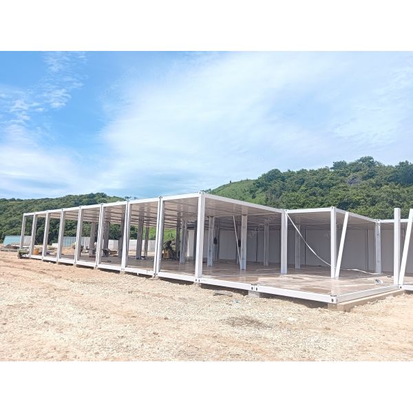 Windproof Prefabricated Airplane Hangar Steel Structure Warehouse Building Unit