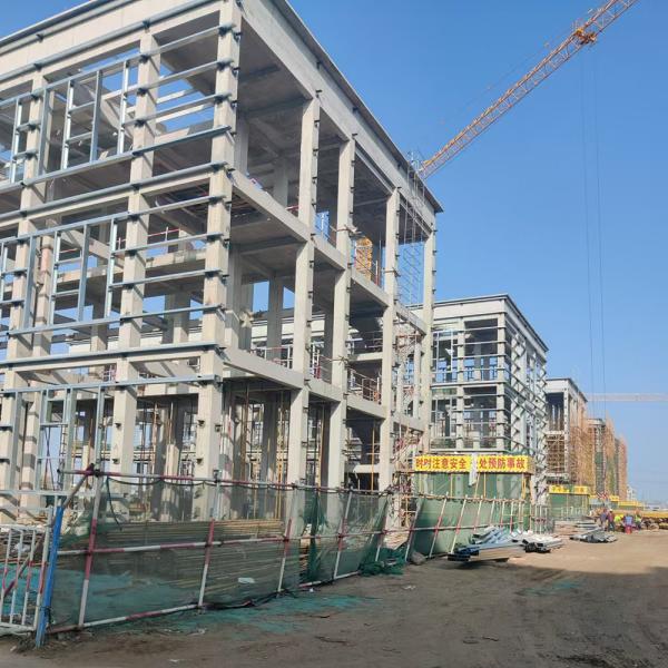 Bâtiment en acier à plusieurs étages avec plancher en acier