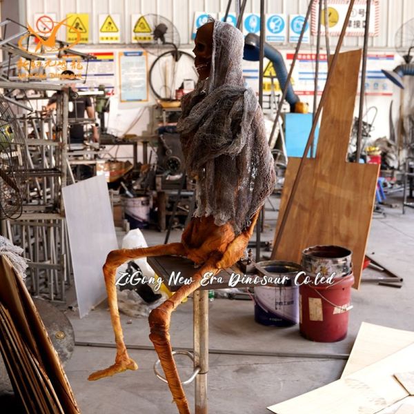 Hyper-realistic Skeleton Prop for Halloween Haunted Houses and Themed Parks