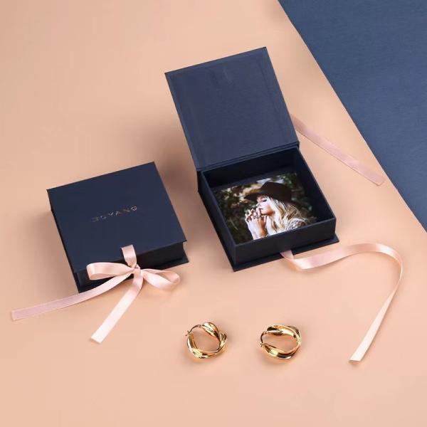 ODM Bracelet Necklace Box Jewelry Packaging Pouch Flip Top Magnetic Jewelry Gift Boxes