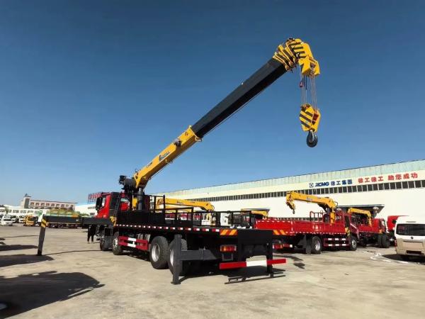 Multi Functional Xcmga Used 25 Ton Mobile Wheel Crane