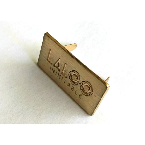 Custom Etched Embossed Metal Nameplate with Waterproof Dustproof UV Resistant Finish and 3M Self Adhesive Logo Tag