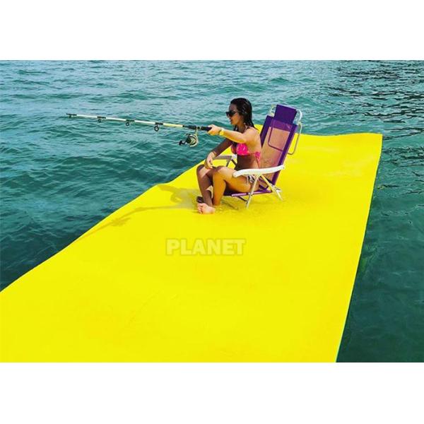 Циновка ЕВА желтого раздувного бассейна моря игр воды плавая