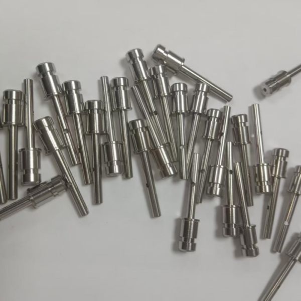 304 Stainless Steel Capillary Tube Perforation Hole CNC Milling Base Spray Needle