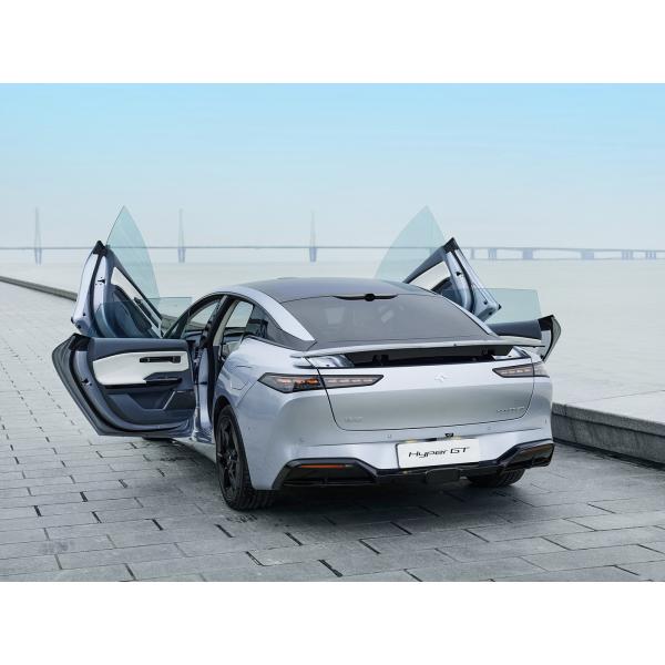 Vehículo energético de carga rápida Super GT Categoría 2500-3000 mm Base de ruedas Nivel de lujo 2024 Aion Hyper GT Coche deportivo eléctrico