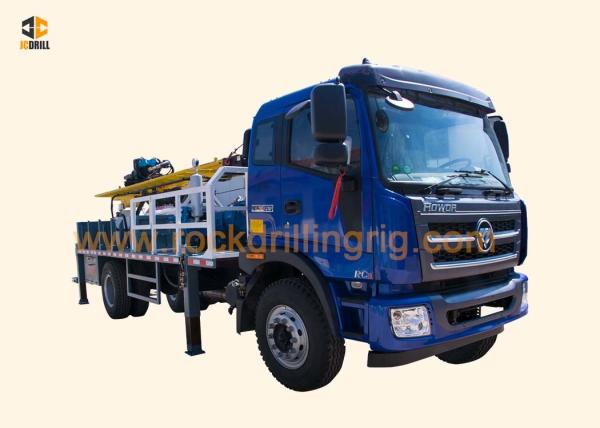 300m Truck Mounted Water Well Drilling Rig Mud And DTH Hydraulic System One Year Warranty