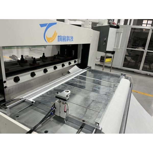 Full-auto Servo Motor HAVC Filter Processing and Folding Machine