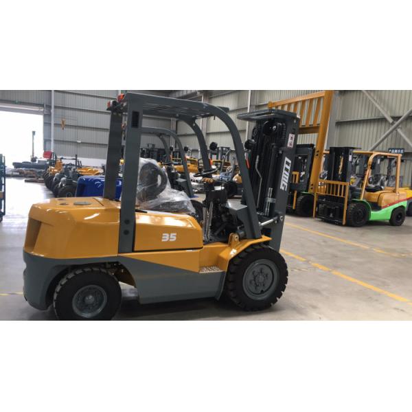 TCM Technology Diesel Forklift Truck 1220mm Fork Length With Hydraulic System
