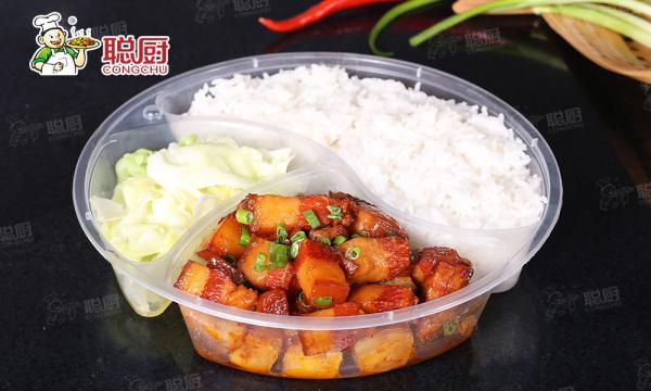 Vacuum packaged Braised Pork With Potatoes 12 Months Shelf Life HACCP Certified
