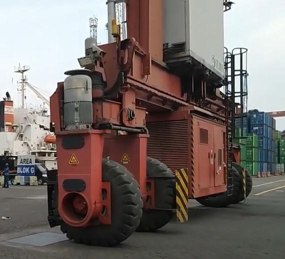 5m~60m Span Electric RTG Cranes Mobile Gantry Crane 5t~100t General Purpose