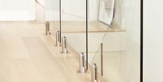 Corrimão de alumínio Frameless de aço inoxidável exterior com vidro