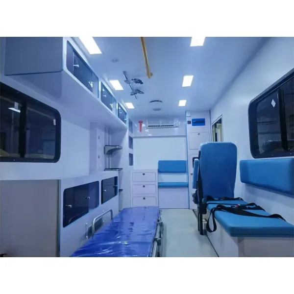 All Driven Diesel 4X4 Van Cargo Model Isuzu Isolation Ambulance