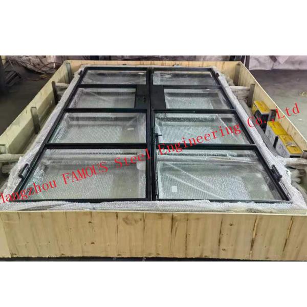 Черный гриль железного каркаса ужесточал стиль стеклянных дверей Windows винтажный