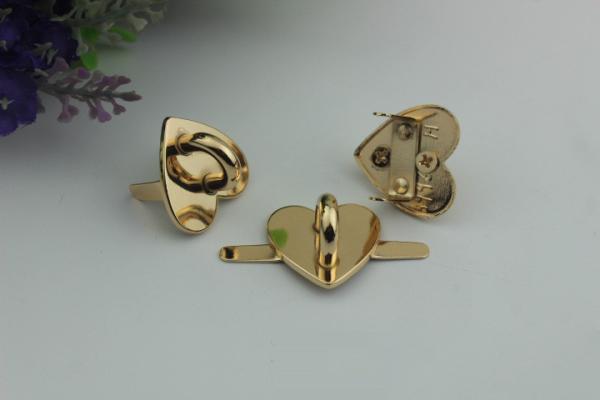 Promotional custom love heart shape 25 mm light gold metal handbag arch bridge wholesales