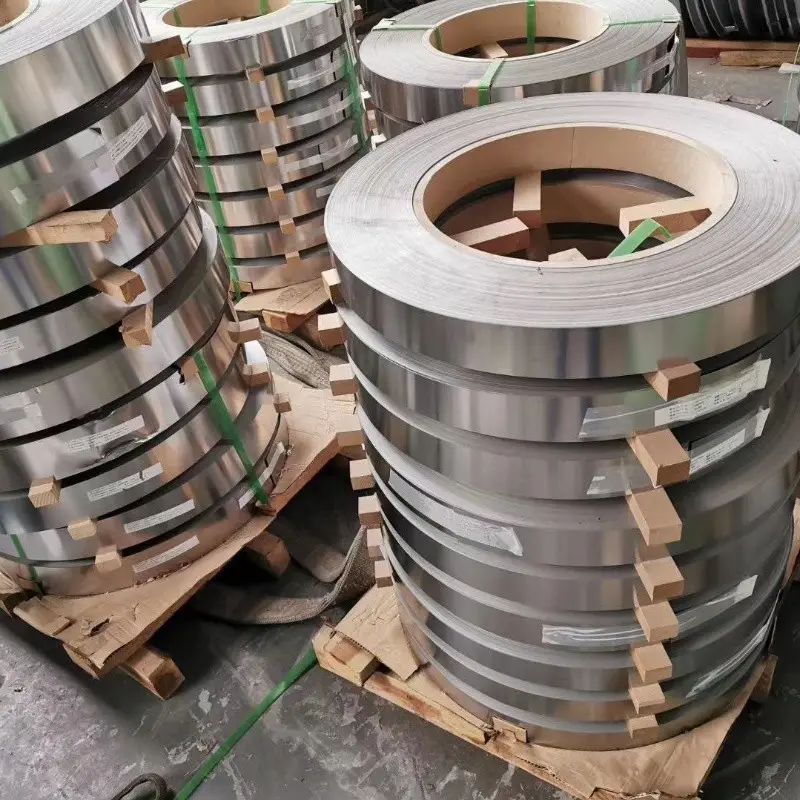 1.4 45 мм Толщина ASTM 304 Нержавеющая сталь полоса Мягкое зеркало Декоративная магнитная катушка