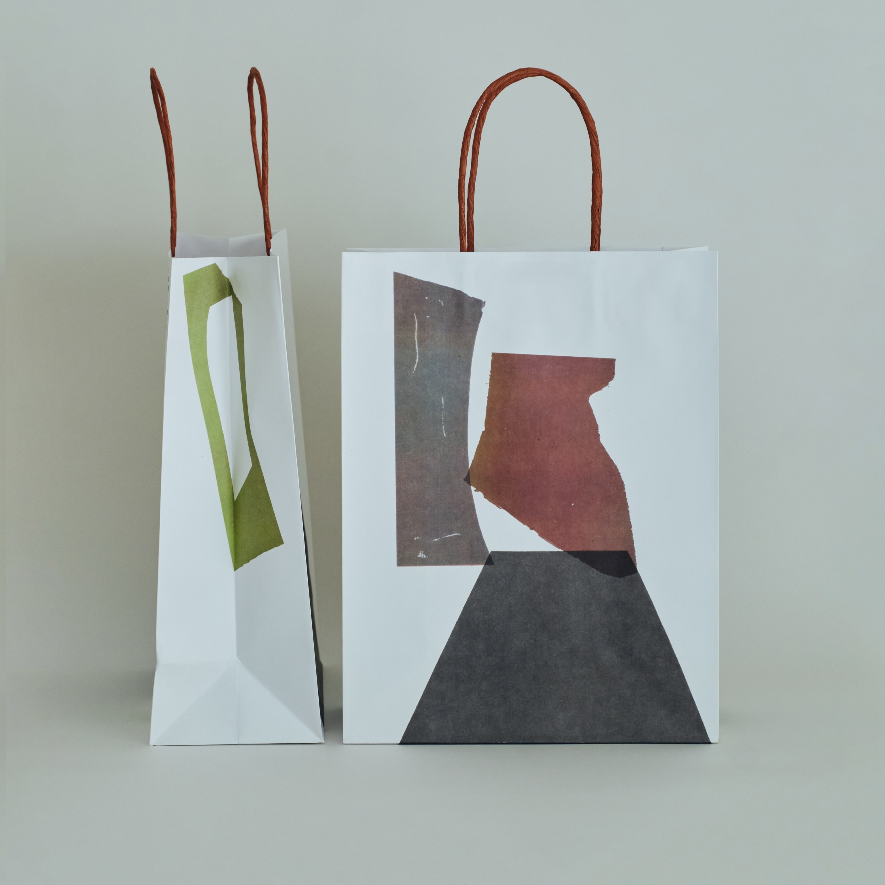Abstract Art Printed Kraft Paper Shopping Bags with Twisted Handles