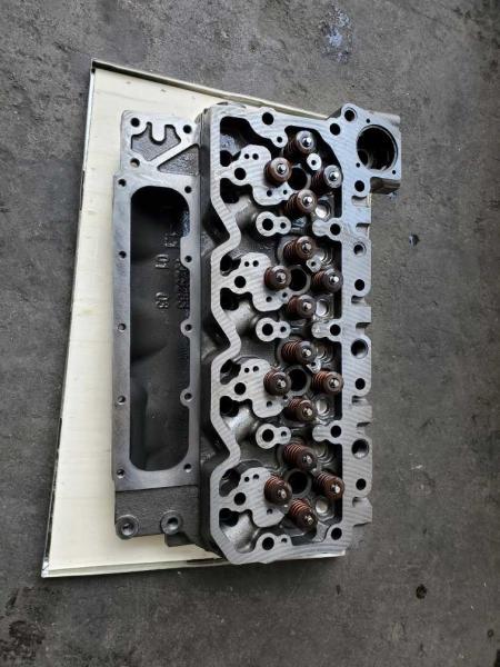 4929283 Cummins Engine Head 4d107 Cummins Performance Head